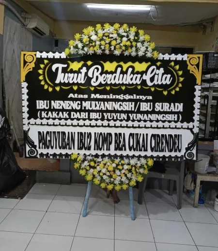 Papan Bunga Duka Lahat